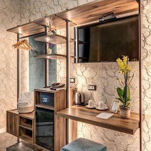 Apollo Boutique Hotel